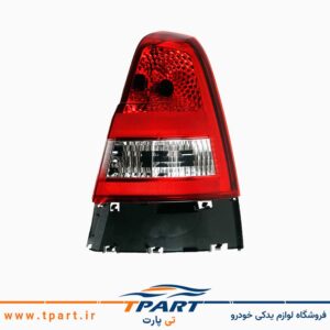 چراغ عقب روی بدنه پارس تندر سمت شاگرد